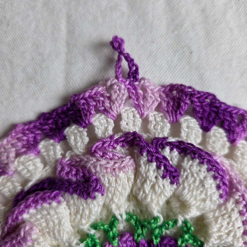 Handmade Crochet Potholders Set of 2 Purple White Floral Rose Pinwheel Hot Pads - Picture 3 of 6